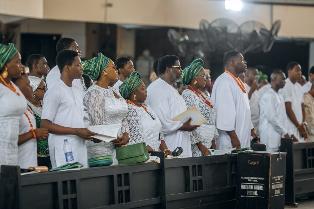 A beautiful image of Mrs. Beatrice Edebharia Evbota’s funeral celebration, highlighting the life and legacy she left behind. A green Friday to remember.