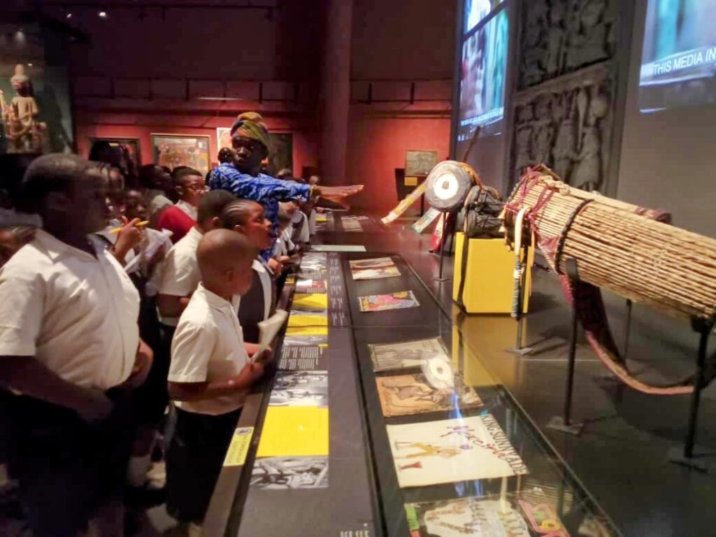 J Randle Museum Visit: Museum Exhibition. Tour Africa Mag
