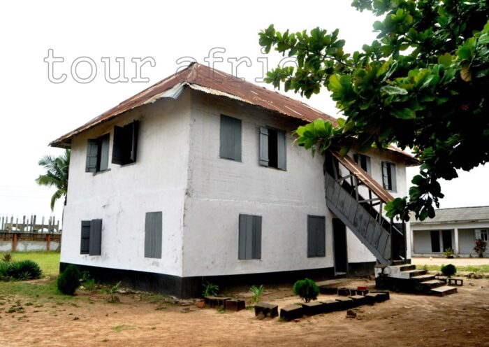 1ST STOREY BUILDING IN NIGERIA (1)- Tourism in Nigeria by Tour Africa Mag